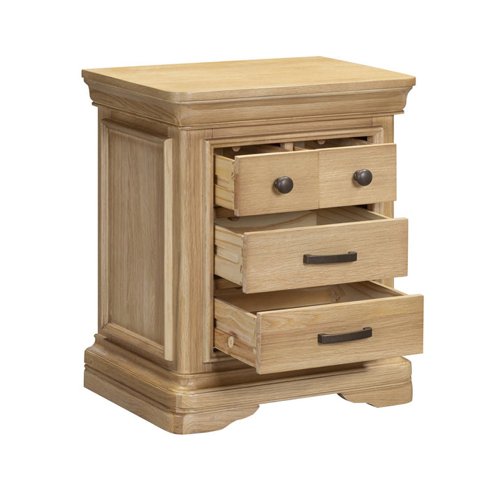 Oliver Bedside