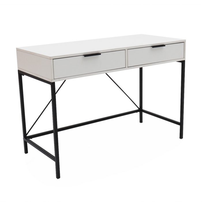 Ricky Desk
